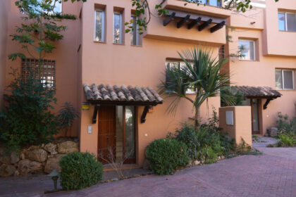 ba3a0909c668ea407a8212ff81e5f052 - 32