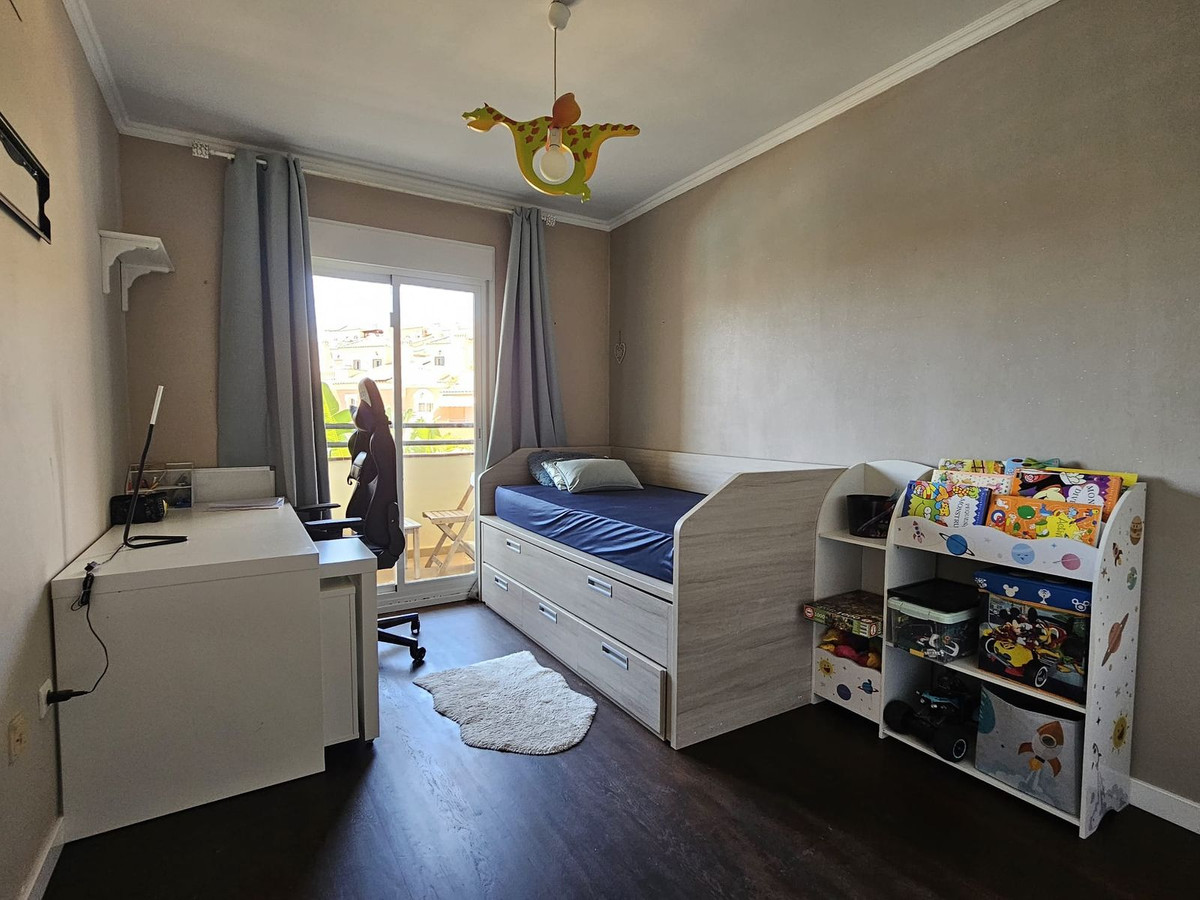 ba836f2740f3c2d621f0ceb385e94451 - 19