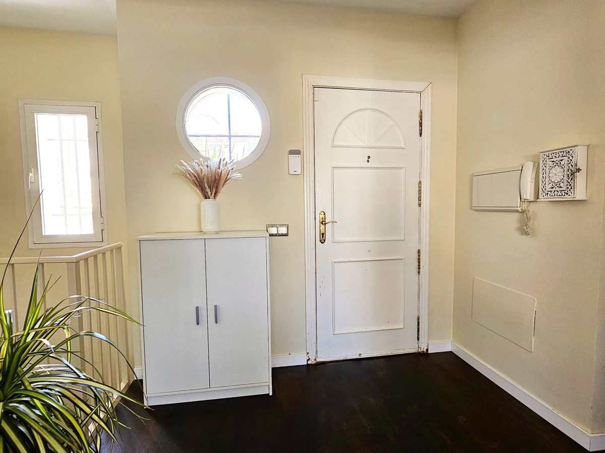 ba836f2740f3c2d621f0ceb385e94451 - 9