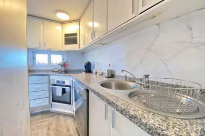 baa638ada00ffdbc64a3947552a35141 - 12