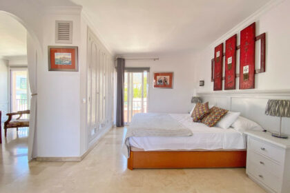 baa638ada00ffdbc64a3947552a35141 - 16