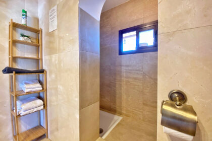 baa638ada00ffdbc64a3947552a35141 - 24