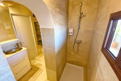 baa638ada00ffdbc64a3947552a35141 - 35