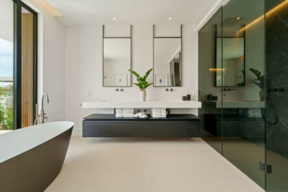 bac5aeca2c7a1bc5af0b993691c51b3c - 12