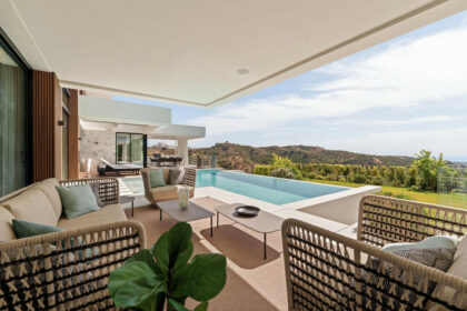 bac5aeca2c7a1bc5af0b993691c51b3c - 23