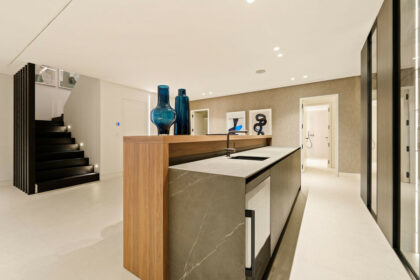 bac5aeca2c7a1bc5af0b993691c51b3c - 42