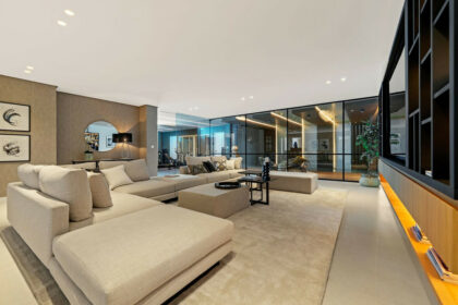 bac5aeca2c7a1bc5af0b993691c51b3c - 6