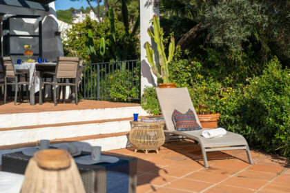 bae02aea14c16af5de9ba7878904d4d4 - 10