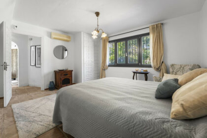 bae02aea14c16af5de9ba7878904d4d4 - 26