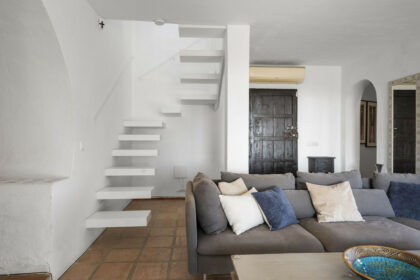 bae02aea14c16af5de9ba7878904d4d4 - 27