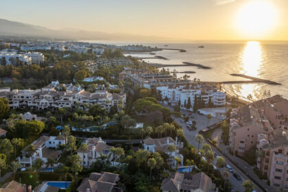 bae29a53b749b0fdc4cf06ffaae96674 - 44