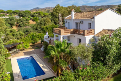 bb773f0ce0bef2efb7e03a9fea9384bb - 14