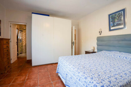 bb80616b63f821b08cc91b82f12af654 - 15