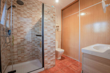 bb80616b63f821b08cc91b82f12af654 - 16