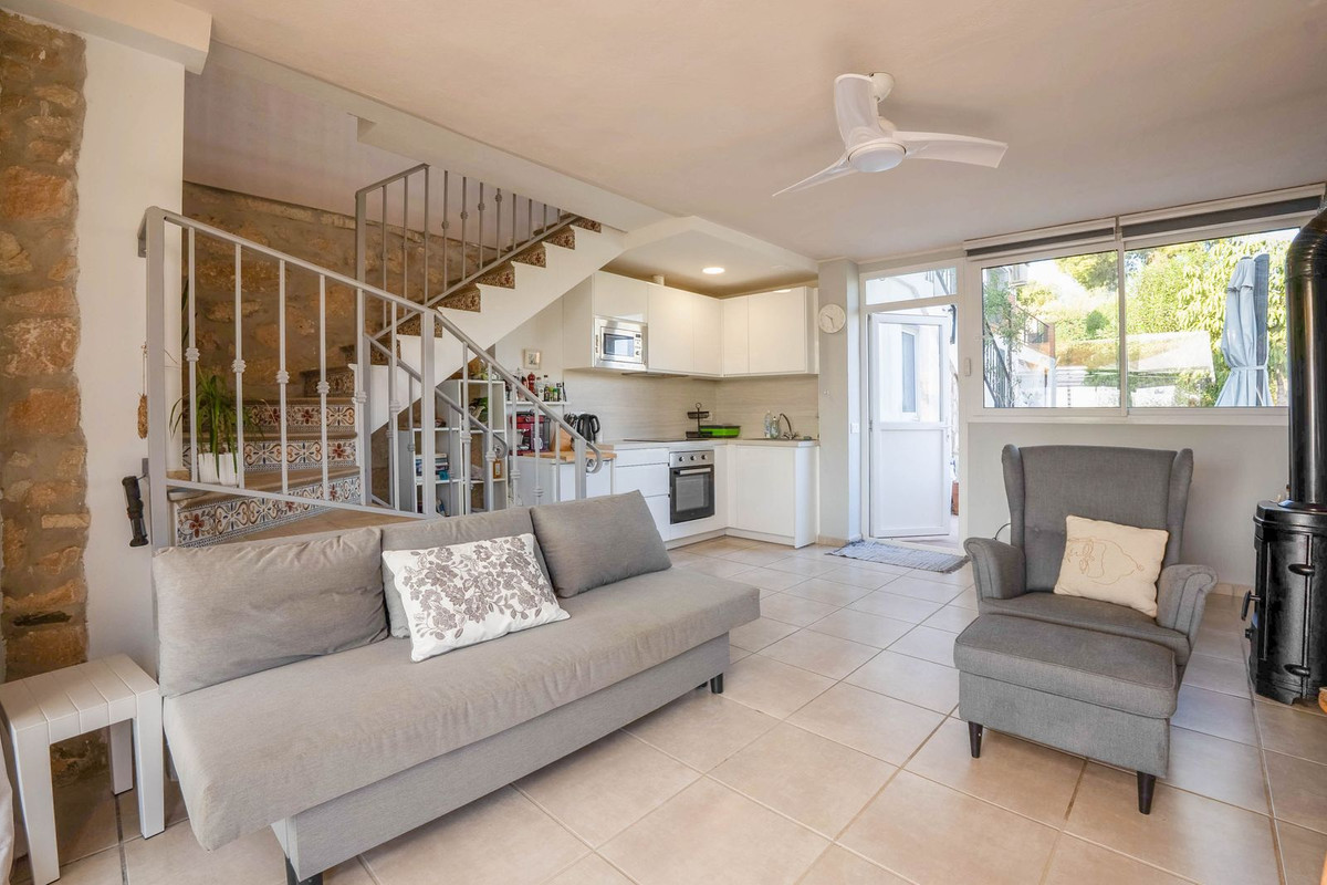 bb80616b63f821b08cc91b82f12af654 - 46