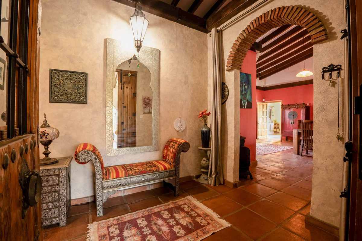 bb80616b63f821b08cc91b82f12af654 - 5