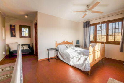 bb80616b63f821b08cc91b82f12af654 - 53