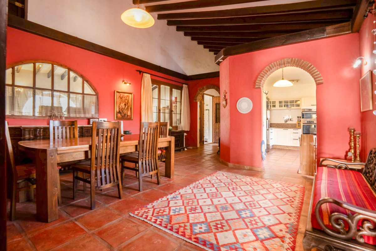 bb80616b63f821b08cc91b82f12af654 - 6