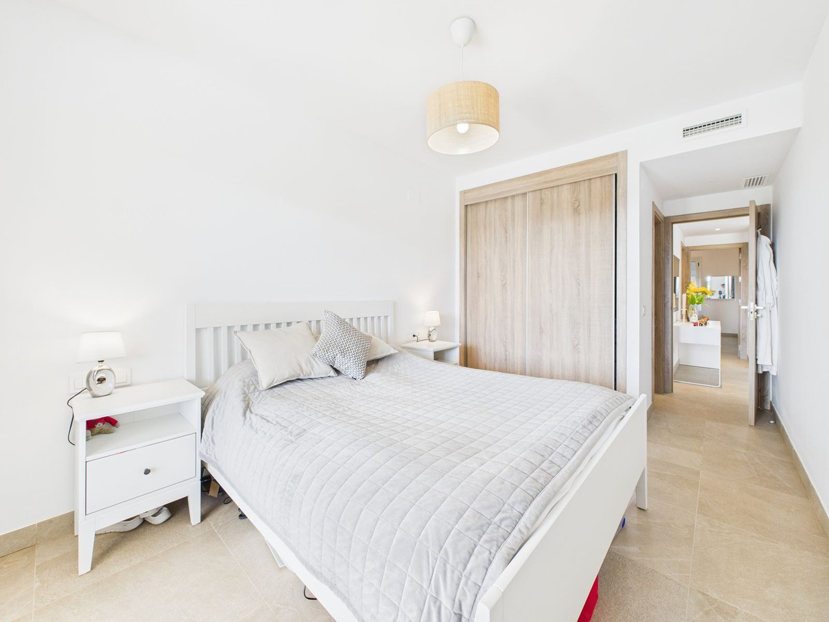 bb9d2d5c4cb7c3c5d0321cc614bcd559 - 13