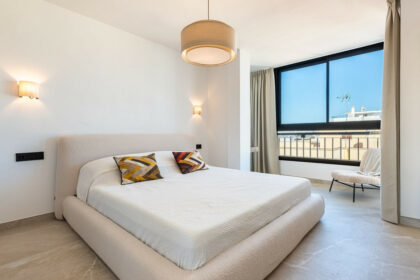 bc8a0e359d970f0149108e29388036bc - 12