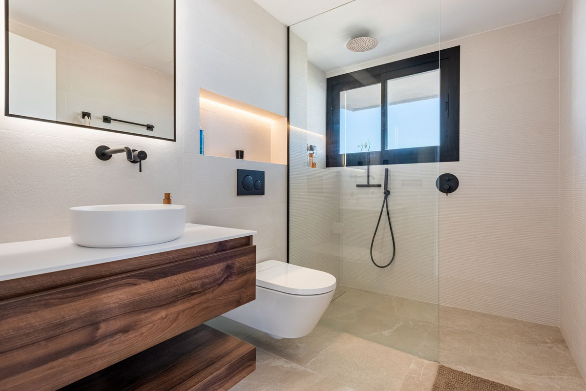 bc8a0e359d970f0149108e29388036bc - 17