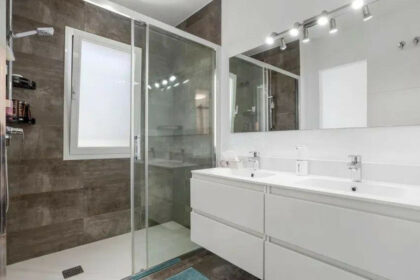 bceb64bd477d649443818b0b4730a43e - 14