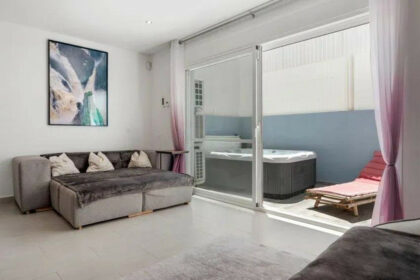 bceb64bd477d649443818b0b4730a43e - 3