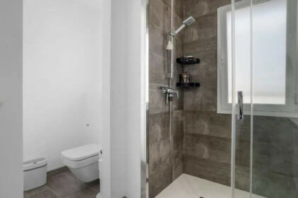 bceb64bd477d649443818b0b4730a43e - 31