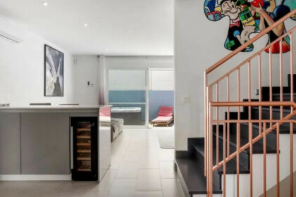 bceb64bd477d649443818b0b4730a43e - 7