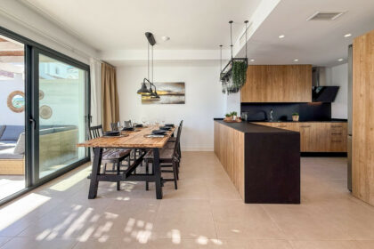 bd11e8a2df67dc0c69b7e8e60477f910 - 12