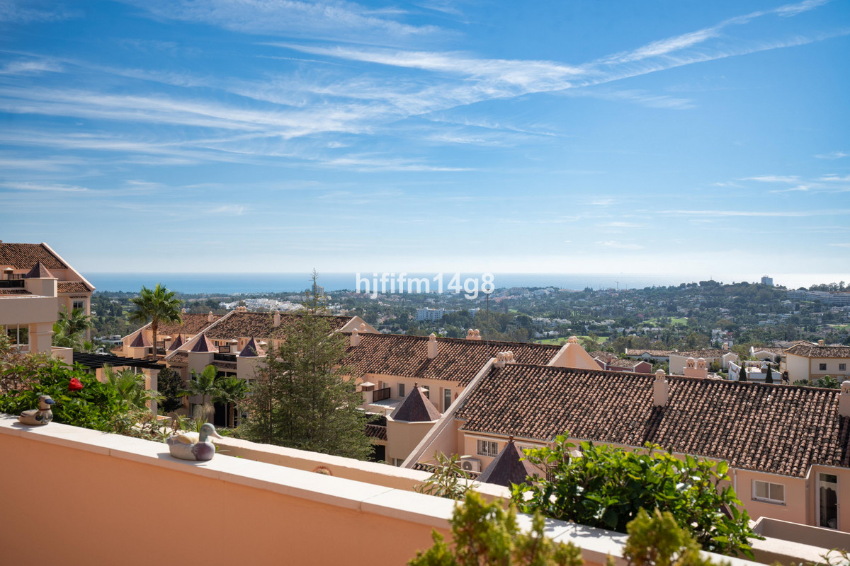 bd3156cf7e3f4ae245bcd827ebc4021f - 2