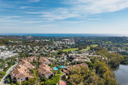 bd3156cf7e3f4ae245bcd827ebc4021f - 22