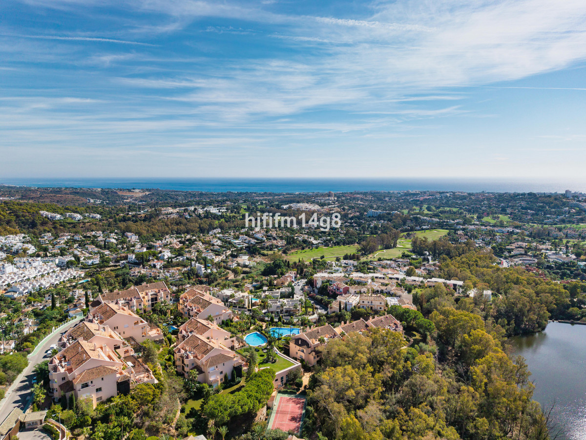 bd3156cf7e3f4ae245bcd827ebc4021f - 22