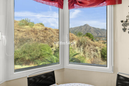 bd3156cf7e3f4ae245bcd827ebc4021f - 9