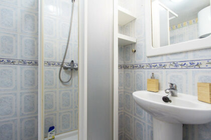 bd7e7ee40dadd4439d8cb4bc8f3a339c - 10