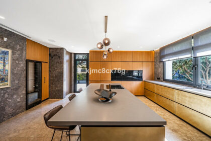 bde7f6bf7ec41ed9b04645962fad8ecd - 17