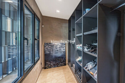 bde7f6bf7ec41ed9b04645962fad8ecd - 28