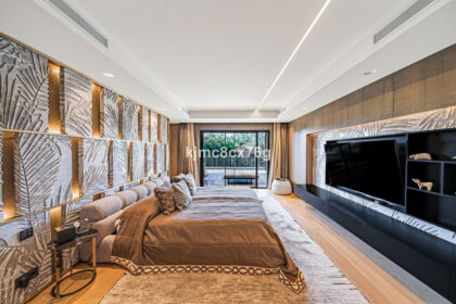 bde7f6bf7ec41ed9b04645962fad8ecd - 44