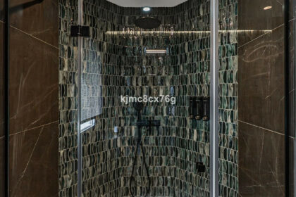 bde7f6bf7ec41ed9b04645962fad8ecd - 51