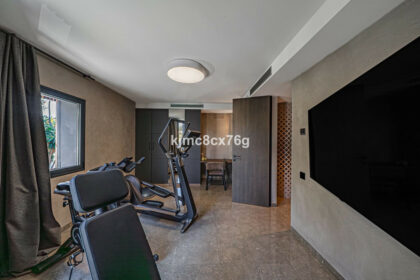 bde7f6bf7ec41ed9b04645962fad8ecd - 56