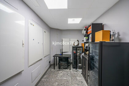 bde7f6bf7ec41ed9b04645962fad8ecd - 69