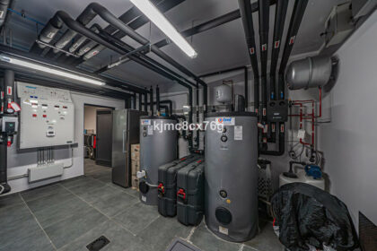 bde7f6bf7ec41ed9b04645962fad8ecd - 75