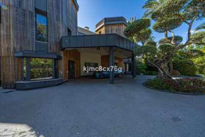 bde7f6bf7ec41ed9b04645962fad8ecd - 85