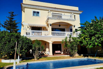 be048c19abf3e230f644eee6a5d13601 - 1