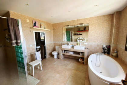 be048c19abf3e230f644eee6a5d13601 - 15