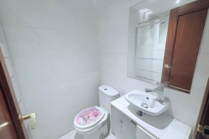 be1952236c41519e4a6b1fd6057b3767 - 13