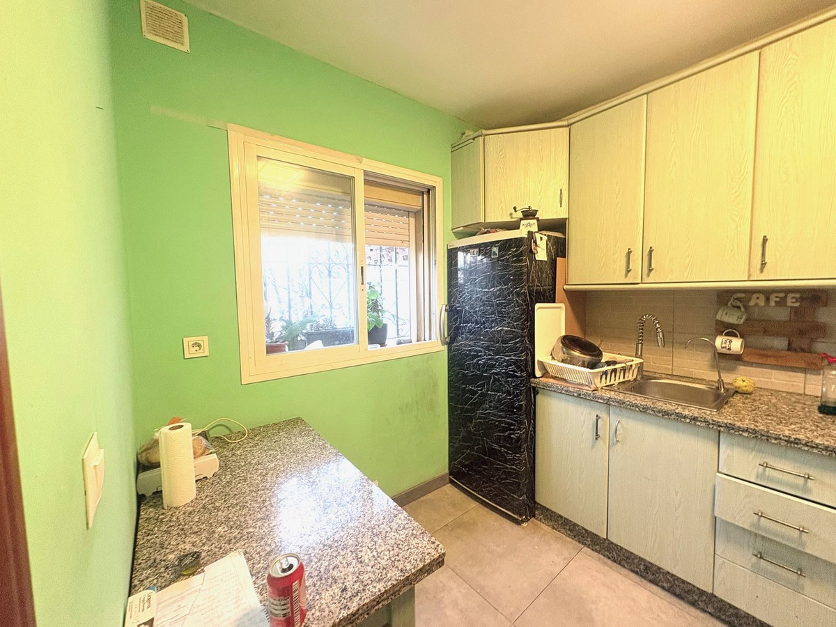 be1952236c41519e4a6b1fd6057b3767 - 16