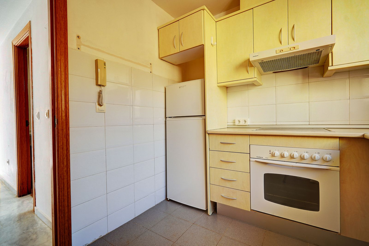 be4d7057360ff2213945eb3b0b1e4135 - 10