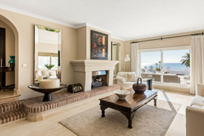 be6597fb6135c896258afe41bee9e68c - 12