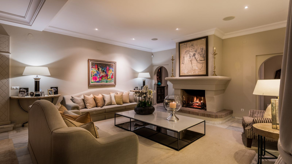 be6597fb6135c896258afe41bee9e68c - 14